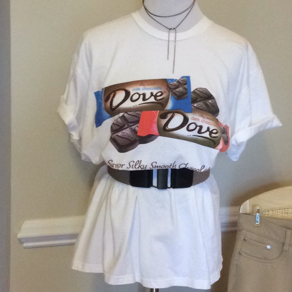 Hanes 100% cotton oversized tee w/ Dove Chocalate